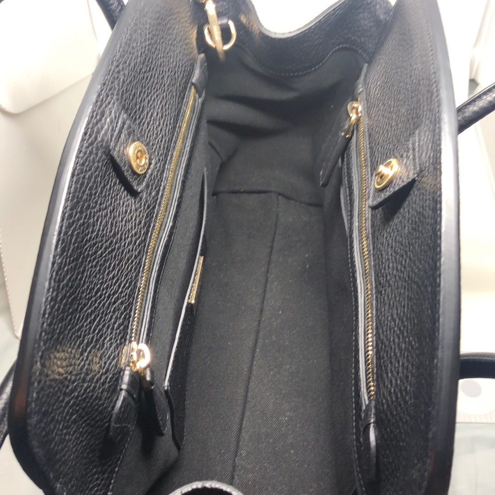 *SOLD* Prada Vitello Daino satchel - Picture 7 of 11